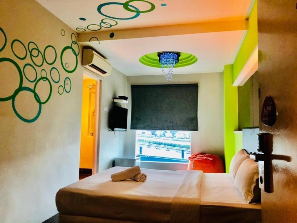 Hotel Zamburger Bliss Джохор-Бару Екстер'єр фото