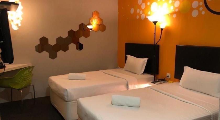 Hotel Zamburger Bliss Джохор-Бару Екстер'єр фото